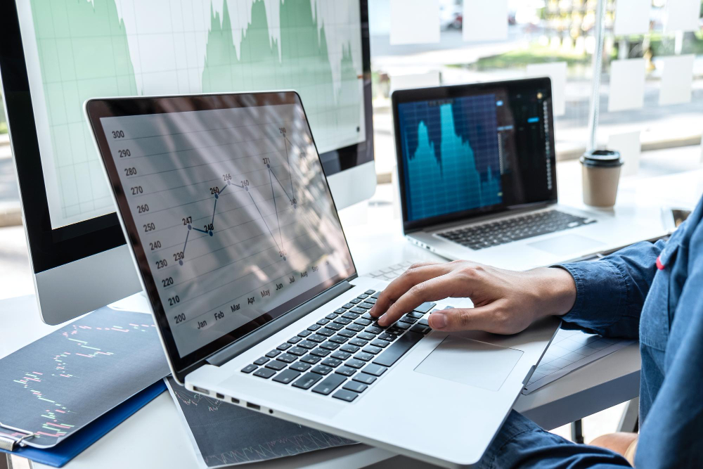 Build Your Analytics Strategy with Dashboards